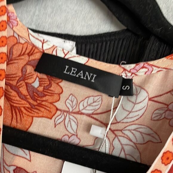 LEANI  V Neck Bohemian Floral Print Mini Dress Short Sleeve Ruffle | size S - Picture 6 of 9